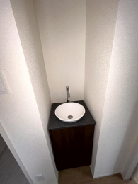 ���ʑ�E���ʏ� ���ւ����ɐ��ʑ�L��A��𐴌��ɕۂĂ܂��B