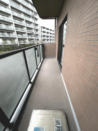 �o���R�j�[ -