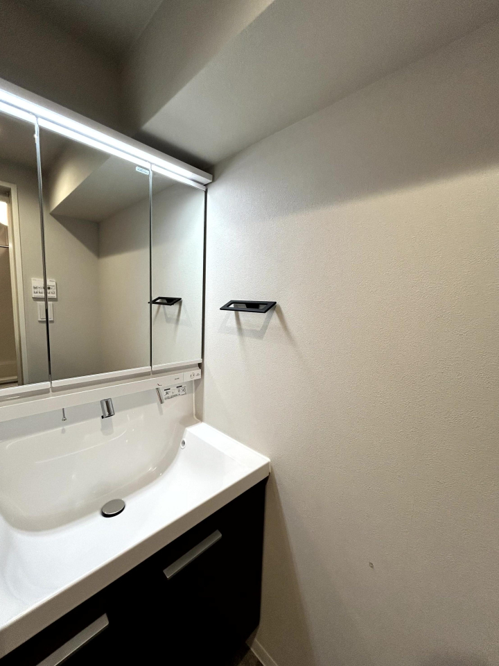 ���ʑ�E���ʏ� -