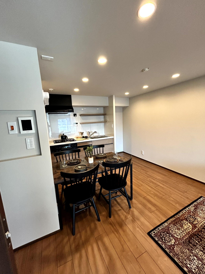 ���r���O -