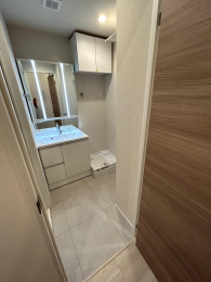 ���ʑ�E���ʏ� -