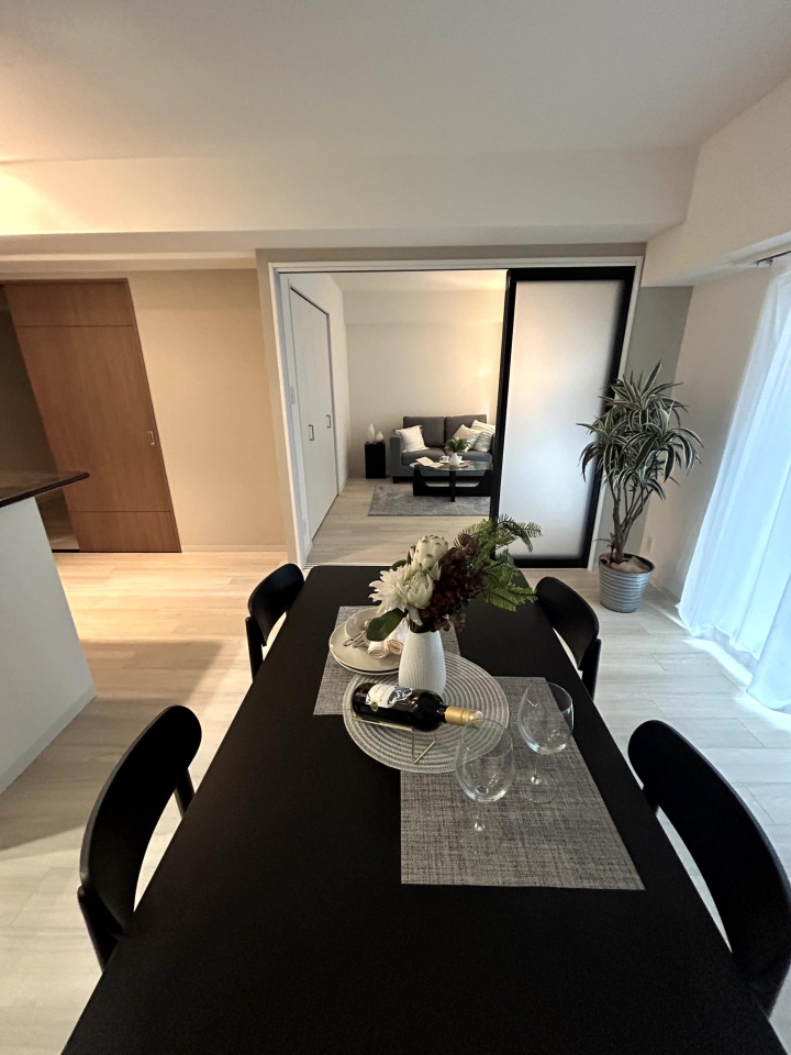 ���r���O -