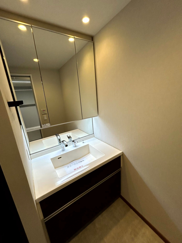 ���ʑ�E���ʏ� -