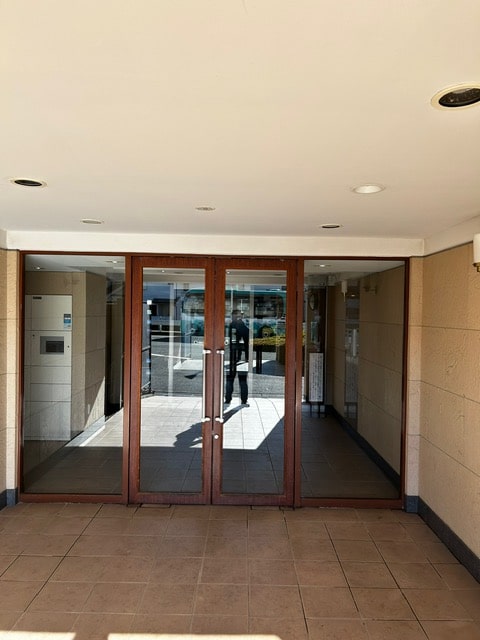 �G���g�����X -