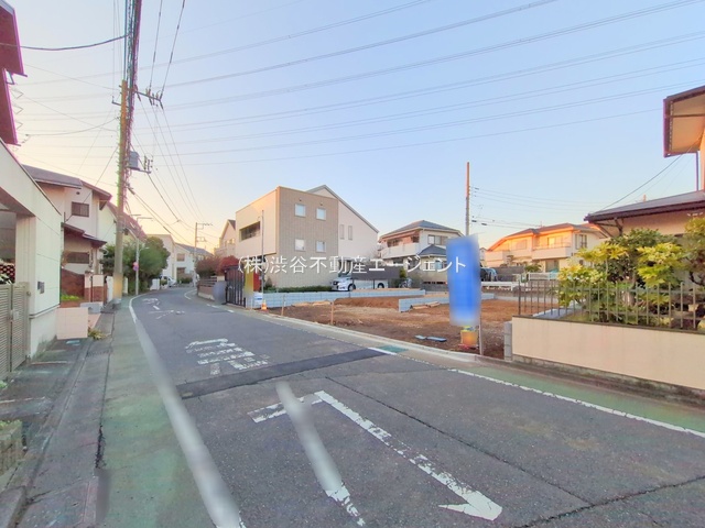 �O�ʓ��H�܂ތ��n�ʐ^ -