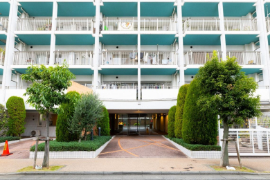 �G���g�����X -