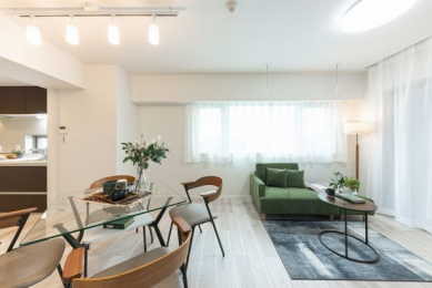 ���r���O -