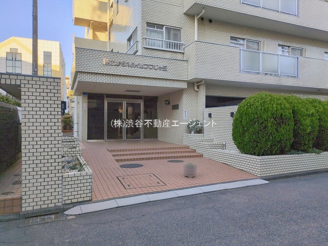 �G���g�����X -