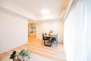 ���r���O -