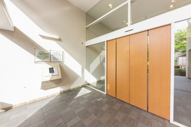 �����s�{���s��Ԓ�3����18-1�̒��Ã}���V�����̃G���g�����X